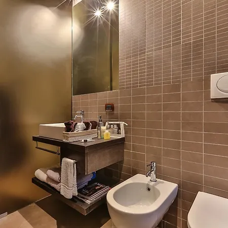 Apartment San Babila Milan