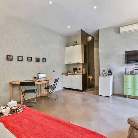 Apartment San Babila Milan